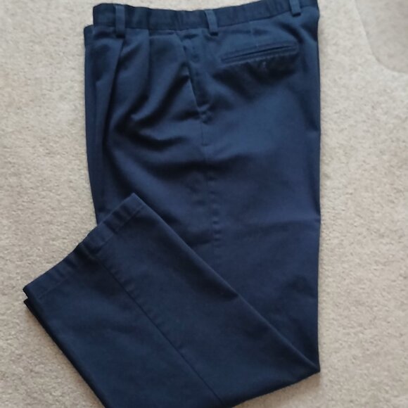 Dockers Navy Pants - Picture 1 of 6